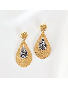 Aretes gota laminada